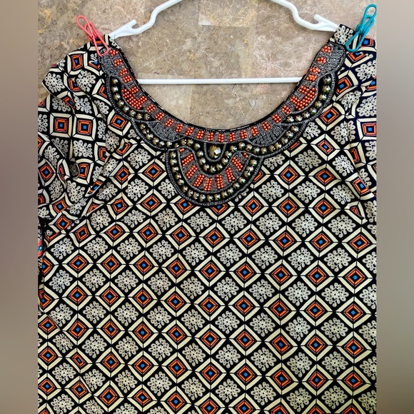 Geometric Patterned Women's Top by HARPER size L - Picture 3 of 11